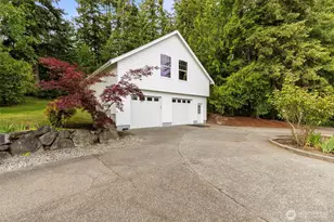 17164 Lemolo Shore Dr NE, Poulsbo, WA 98370 - Photo 37