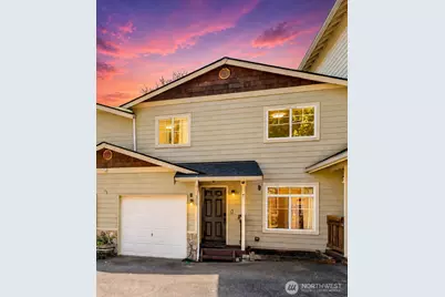 313 10th St #2B, Snohomish, WA 98290 - Photo 1
