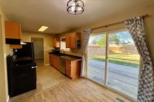 1103 S Evergreen Dr, Moses Lake, WA 98837 - Photo 5