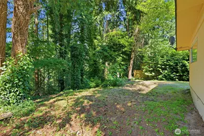 712 NE 198th Street, Shoreline, WA 98155 - Photo 9