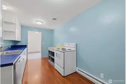 712 NE 198th Street, Shoreline, WA 98155 - Photo 17