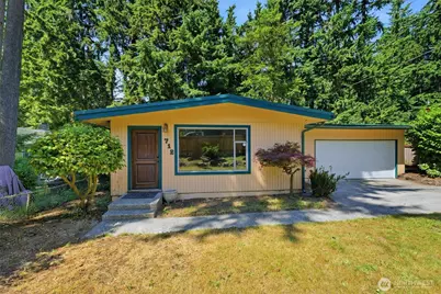 712 NE 198th Street, Shoreline, WA 98155 - Photo 1