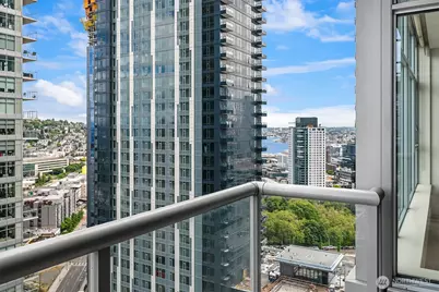 588 Bell Street #2408s, Seattle, WA 98121 - Photo 7