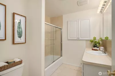 405 240th Street SW, Bothell, WA 98021 - Photo 15