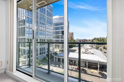 1100 106th Avenue NE #609, Bellevue, WA 98004 - Photo 3