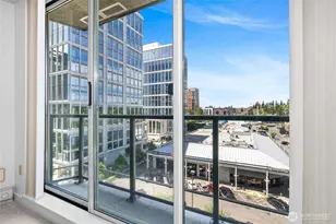 1100 106th Ave NE, Bellevue, WA 98004 - Photo 3