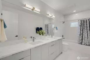 24225 SE 26th Pl, Sammamish, WA 98075 - Photo 27