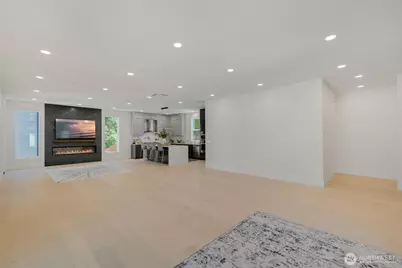 24225 SE 26th Place, Sammamish, WA 98075 - Photo 15