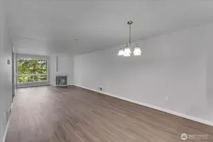 823 N 161st Pl, Shoreline, WA 98133 - Photo 5