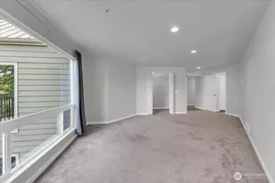 823 N 161st Pl, Shoreline, WA 98133 - Photo 11