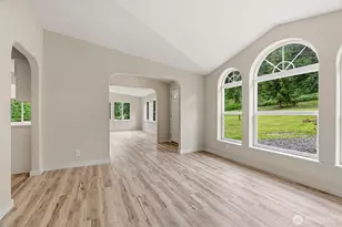 221 Parker Pl, Kelso, WA 98611 - Photo 15
