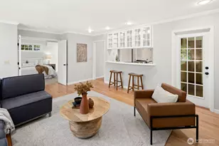 4015 NE 58th St, Seattle, WA 98105 - Photo 15