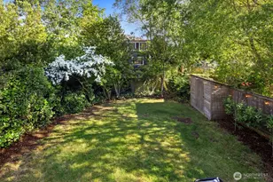 4015 NE 58th St, Seattle, WA 98105 - Photo 35