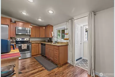 12419 20th Avenue S, Seattle, WA 98168 - Photo 5