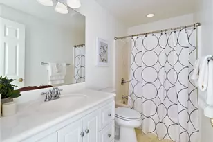 10417 NE 142nd St, Kirkland, WA 98034 - Photo 15