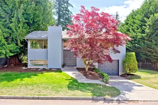 10417 NE 142nd St, Kirkland, WA 98034 - Photo 1