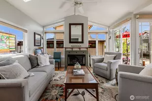 1210 E Shelby St, Seattle, WA 98102 - Photo 11