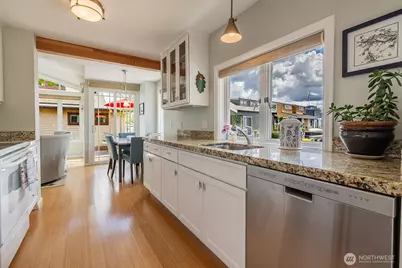 1210 E Shelby Street #G, Seattle, WA 98102 - Photo 5