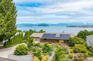 4115 Mitchell Dr, Anacortes, WA 98221 - Photo 3