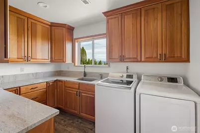 4115 Mitchell Drive, Anacortes, WA 98221 - Photo 25