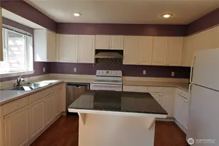 2957 142nd Pl SE, Bellevue, WA 98007 - Photo 7