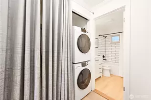 4219 Whitman Ave N, Seattle, WA 98103 - Photo 17