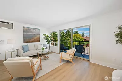 4219 Whitman Avenue N #4, Seattle, WA 98103 - Photo 3