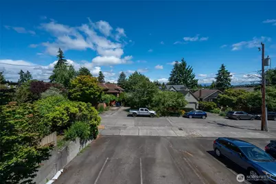 4219 Whitman Avenue N #4, Seattle, WA 98103 - Photo 23