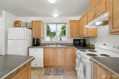 611 Cedar Avenue #6, Port Hadlock, WA 98339 - Photo 9