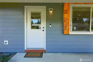 11925 36th Dr NE, Marysville, WA 98271 - Photo 3