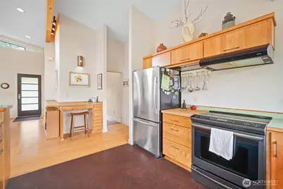 4860 Mission Road, Bellingham, WA 98226 - Photo 5