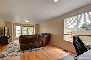 10403 NW 15th Ave, Vancouver, WA 98685 - Photo 11