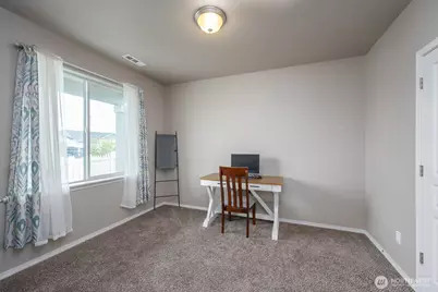 1361 E Nen Drive, Moses Lake, WA 98837 - Photo 7