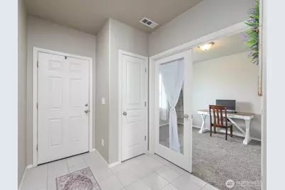 1361 E Nen Drive, Moses Lake, WA 98837 - Photo 5