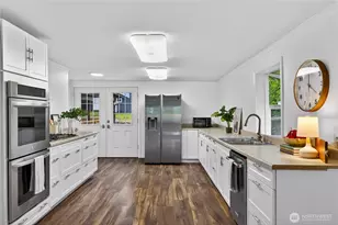 16907 Blodgett Rd, Mount Vernon, WA 98274 - Photo 17