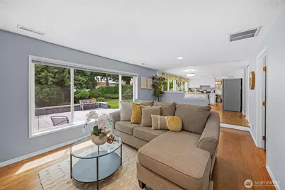 328 162nd Place SE, Bothell, WA 98012 - Photo 15