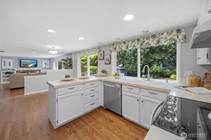 328 162nd Pl SE, Bothell, WA 98012 - Photo 9