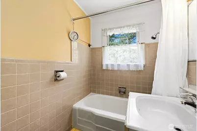 236 SW 131st Street, Burien, WA 98146 - Photo 17