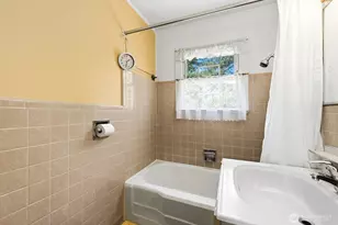 236 SW 131st St, Burien, WA 98146 - Photo 17