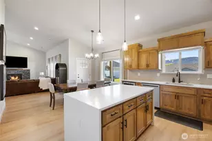 2590 Parkette St SE, East Wenatchee, WA 98802 - Photo 17