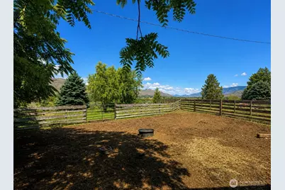 16 Mossy Rock Road, Oroville, WA 98844 - Photo 9