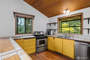 22426 Criddle Ln, Mount Vernon, WA 98274 - Photo 19