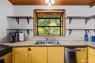 22426 Criddle Ln, Mount Vernon, WA 98274 - Photo 19