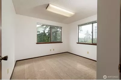 1702 Browns Point Boulevard, Tacoma, WA 98422 - Photo 19