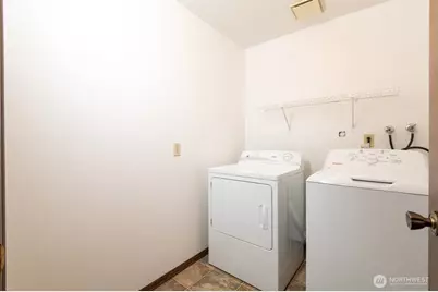 1702 Browns Point Boulevard, Tacoma, WA 98422 - Photo 25
