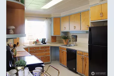 945 Idaho Street, Wenatchee, WA 98801 - Photo 11