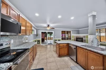 10426 198th Street Ct E, Graham, WA 98338 - Photo 9