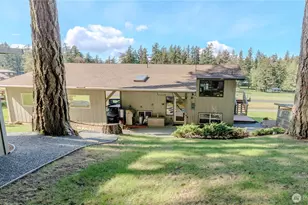 177 Blakely Dr, Blakely Island, WA 98222 - Photo 9
