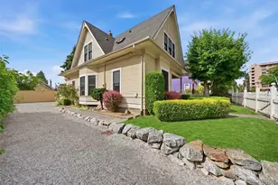 2415 F St, Bellingham, WA 98225 - Photo 3