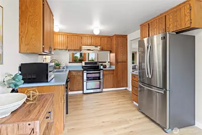 5734 S 300th Place, Auburn, WA 98001 - Photo 9